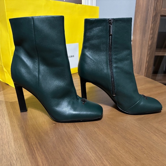 Karl Lagerfield Paris Vica Boot Forest Green Size 10 NWOT - Picture 4 of 6